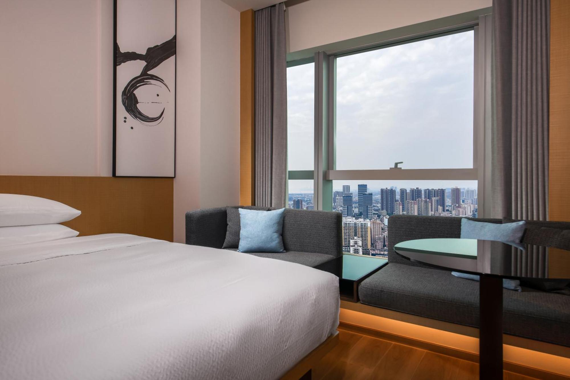 Fairfield By Marriott Shenzhen Bao'An Hotell Exteriör bild