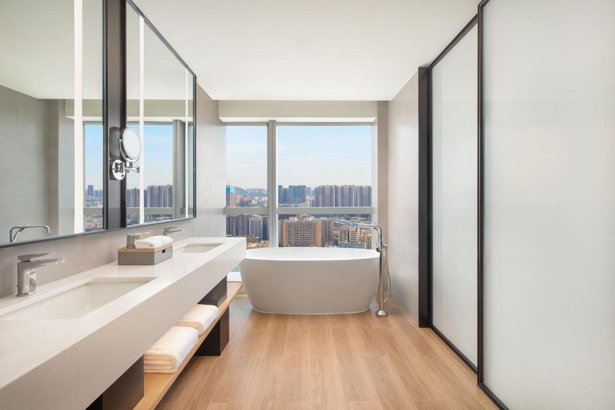 Fairfield By Marriott Shenzhen Bao'An Hotell Exteriör bild